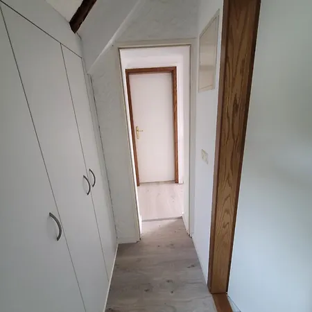Appartement Messezimmer Am Thewissenweg Düsseldorf
