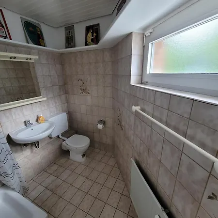 Appartement Messezimmer Am Thewissenweg